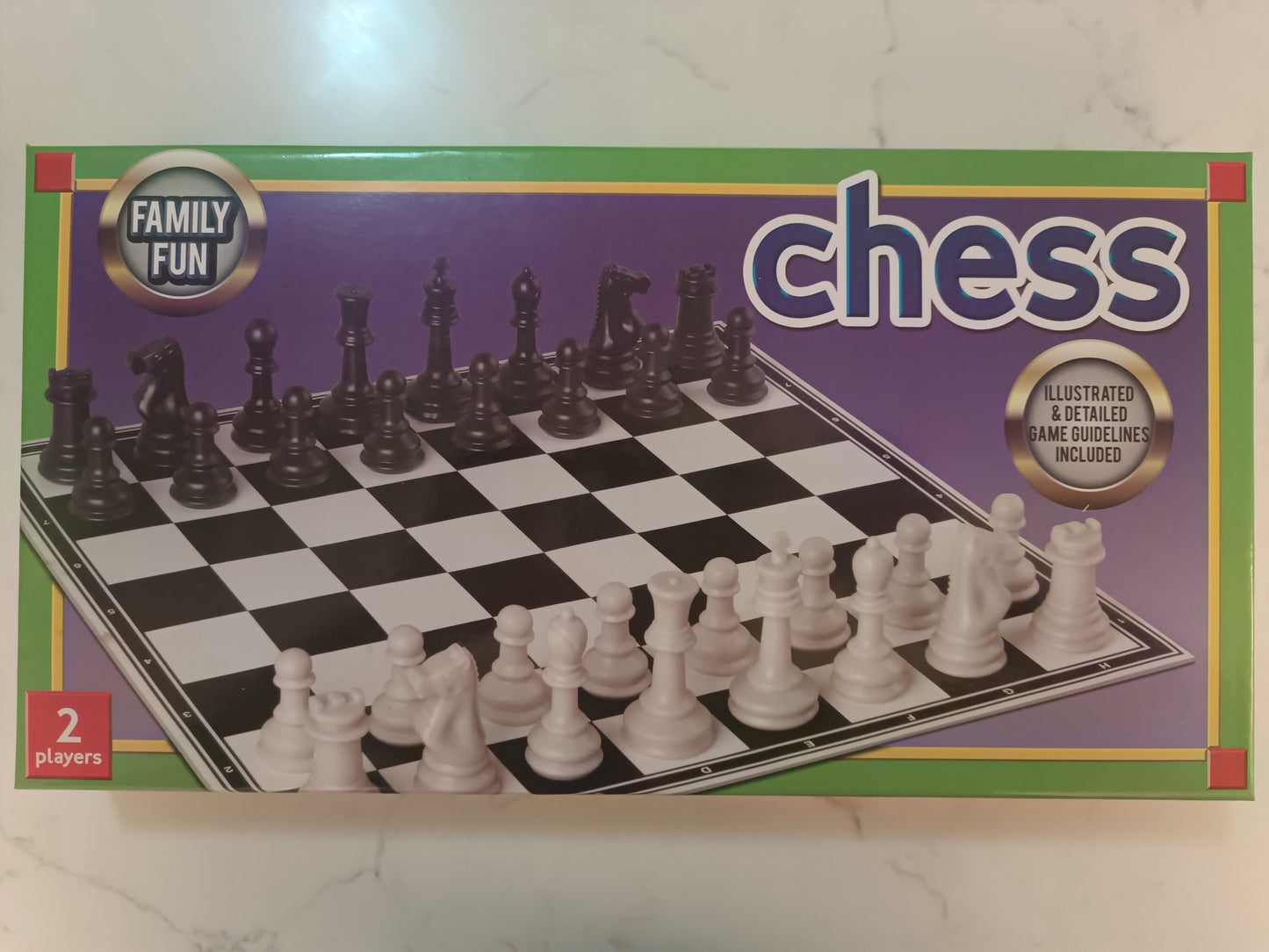 Proper visible chess pieces and board