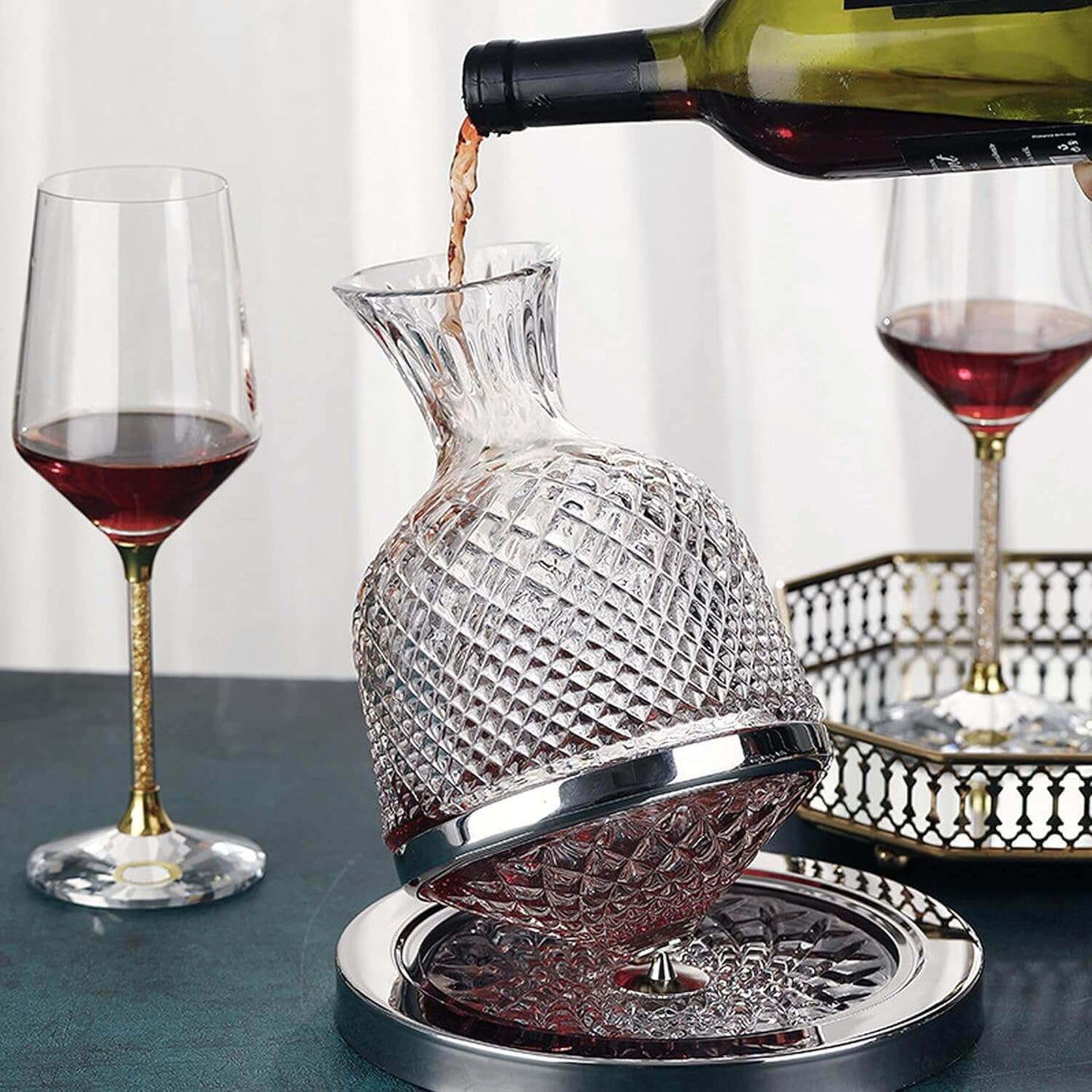 Rotating Wine Decanter