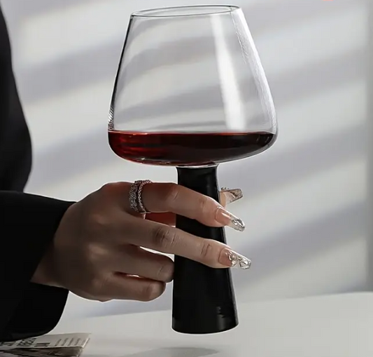 2 Elegant Black Wine Glass